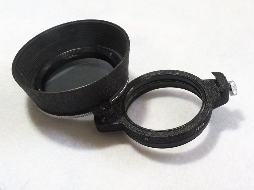 Elmar 65mm F3.5に13351の偏光フィルター付きメタルフードを付け Elmar 65mm F3.5に13351の偏光フィルター付きメタルフードを付け