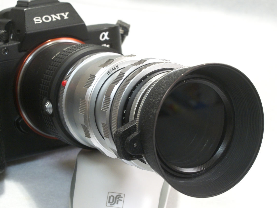 Elmar 65mm F3.5に13351の偏光フィルター付きメタルフードを付け Elmar 65mm F3.5に13351の偏光フィルター付きメタルフードを付け
