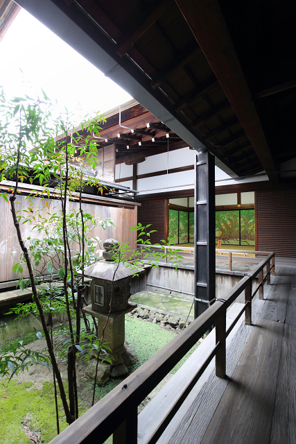 b0169330_22595930.jpg