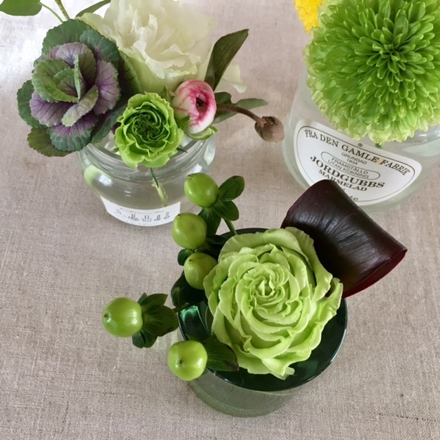 FLOWER INTERIOR 小さなアレンジをあちこちに♪_a0165160_14500207.jpg