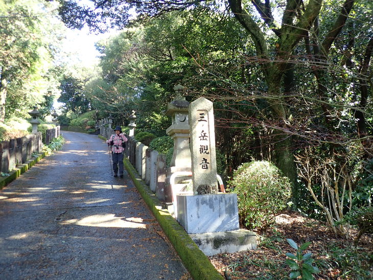 田原坂駅～半高山～横平山～三の岳～二の岳～金峰山_f0193521_1723211.jpg