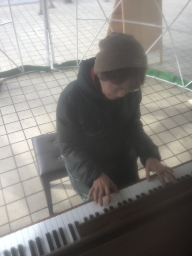 f0352451_15292421.jpeg