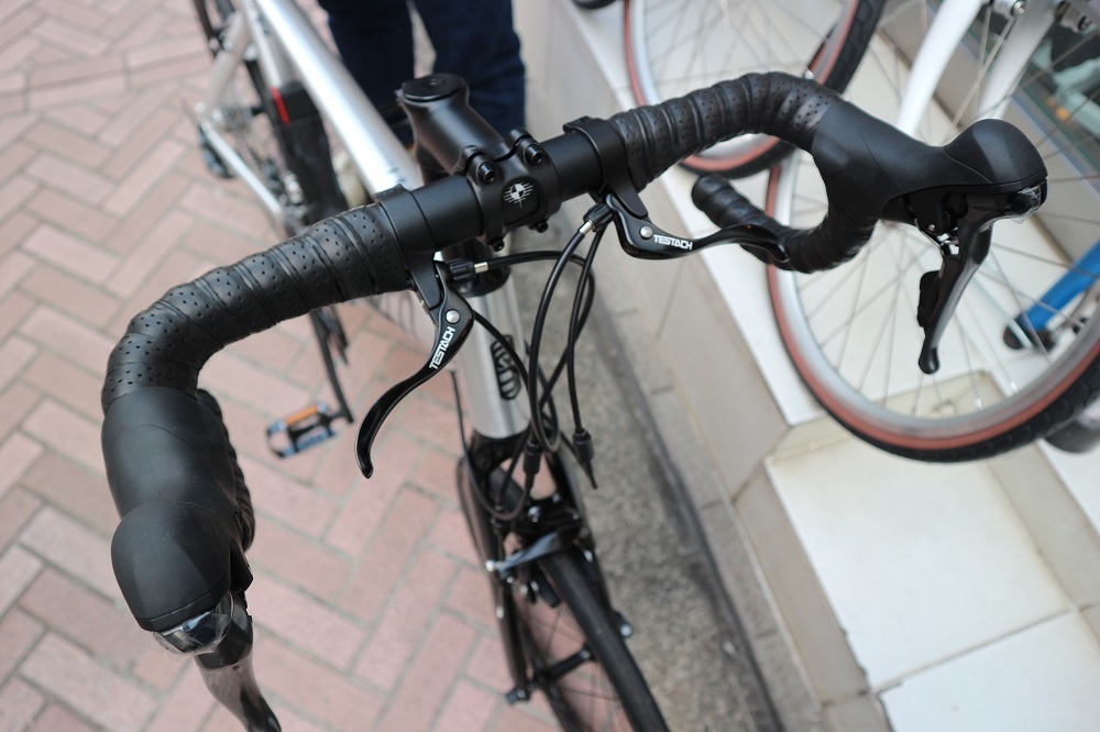 2月16日　渋谷　原宿　の自転車屋　FLAME bike前です_e0188759_18414020.jpg