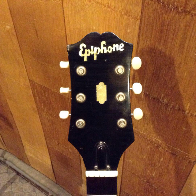 Epiphone FT-79 Texan from 1959 ギターの撮影て難しいものです。_a0334793_04484031.jpg