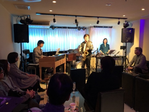 Jazzlive comin 広島 18日月曜日のライブ_b0115606_11551682.jpeg