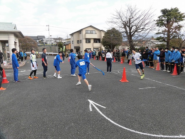 地元にある県立吉原高校も今年から参戦! 第39回今泉地区駅伝大会_f0141310_08040650.jpg