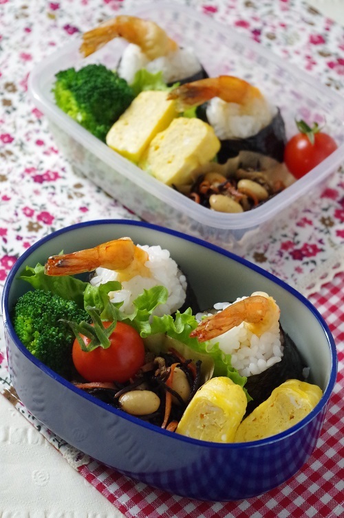 天むすのお弁当、照り焼きチキン丼のお弁当他_f0168317_01094430.jpg