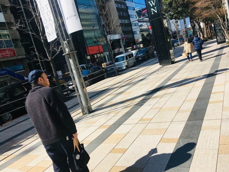 ぎろっぽんの秘密基地に潜入 ヘアーマーケットピースのほうれんそう ぎろっぽんの秘密基地に潜入 ヘアーマーケットピースのほうれんそう