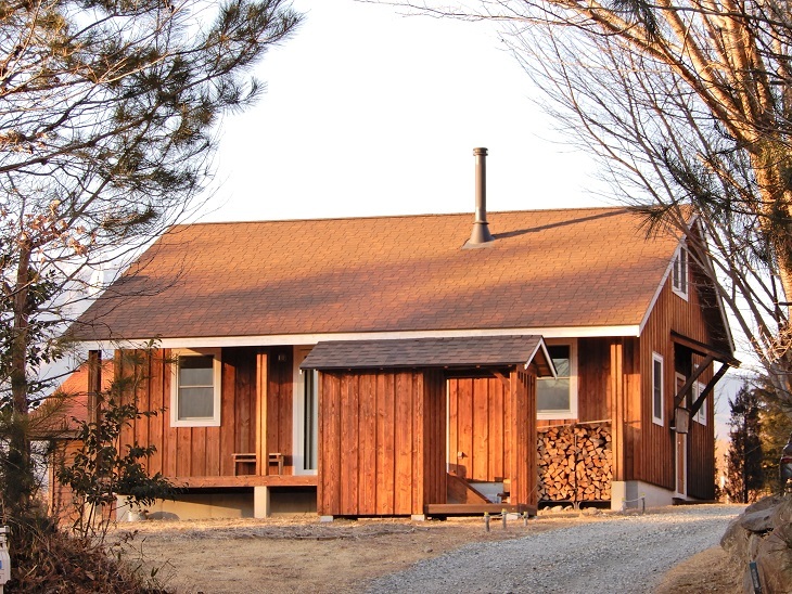 高根町Y田さん邸の薪小屋づくり3_a0211886_13524273.jpg