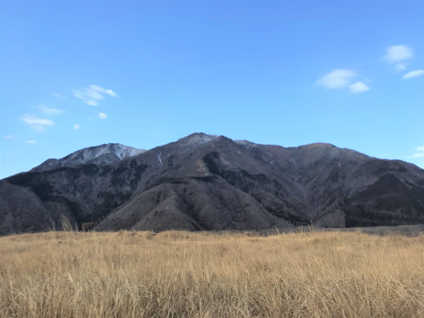 毛無山から雨ヶ岳_a0286351_23123363.jpg