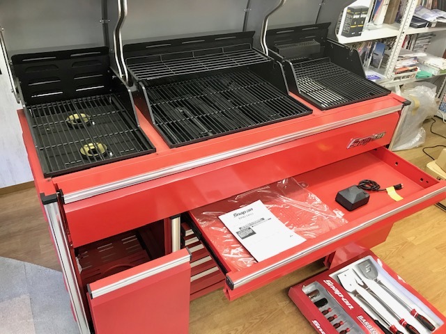 Snap-on スナップオン BBQ バーベキューグリル 音沙汰無いのでヤフオクへ出品しました♪_d0246961_11431197.jpg