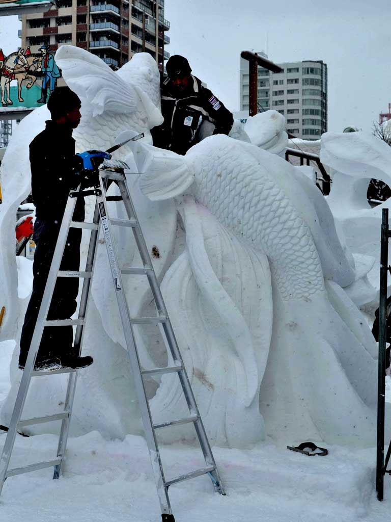 今年の雪祭りは_e0104567_20501976.jpg