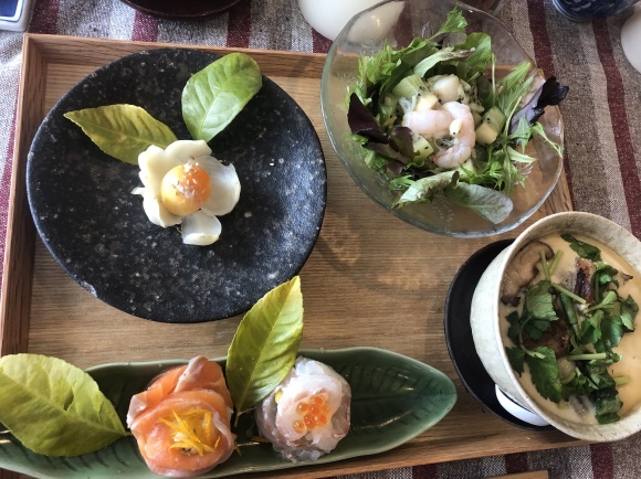 椿ずくしのおもてなし おしゃれ和食２月 ベルエポックの休日 パリジェンヌになりたい ｋｏｂｅフレンチライフスタイル