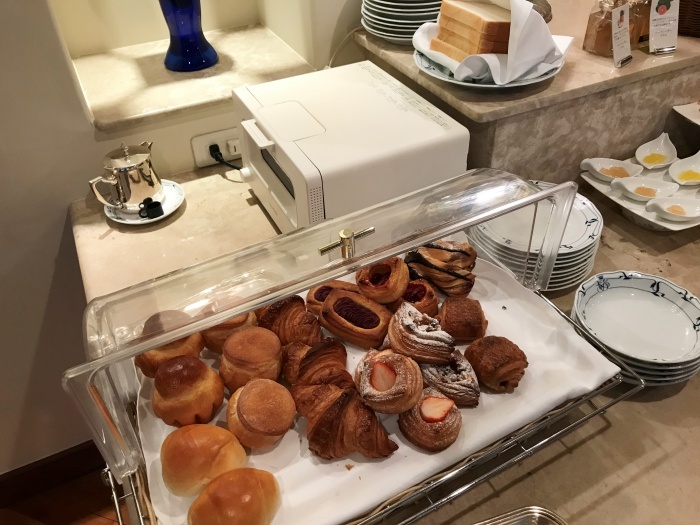 2019年1月 ザ・ナハテラス 真南風とクラブラウンジで朝食_f0299682_21320043.jpg