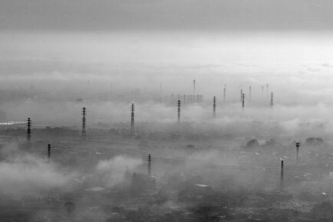 大雲海が関東平野に出現・・・わが街も濃霧の底に沈んだ_a0031821_15061882.jpg