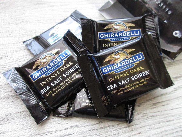 GHIRARDELLI INTENSE DARK SEA SALT SOIREE_c0152767_20325854.jpg