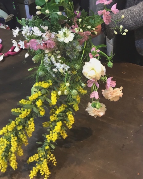 芽吹き展 明日は搬入_b0353974_18554053.jpg
