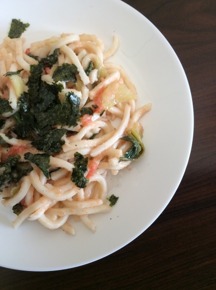 今日のお昼は、明太うどん! + お散歩で見つけたのは、、、。_d0269832_04243952.jpeg