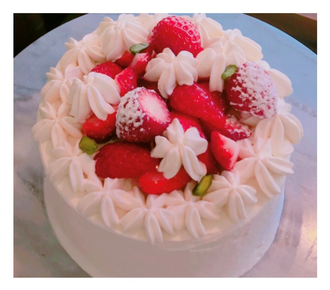 19年ひな祭りショートケーキ フランス菓子maison Weniko 19年ひな祭りショートケーキ フランス菓子maison Weniko