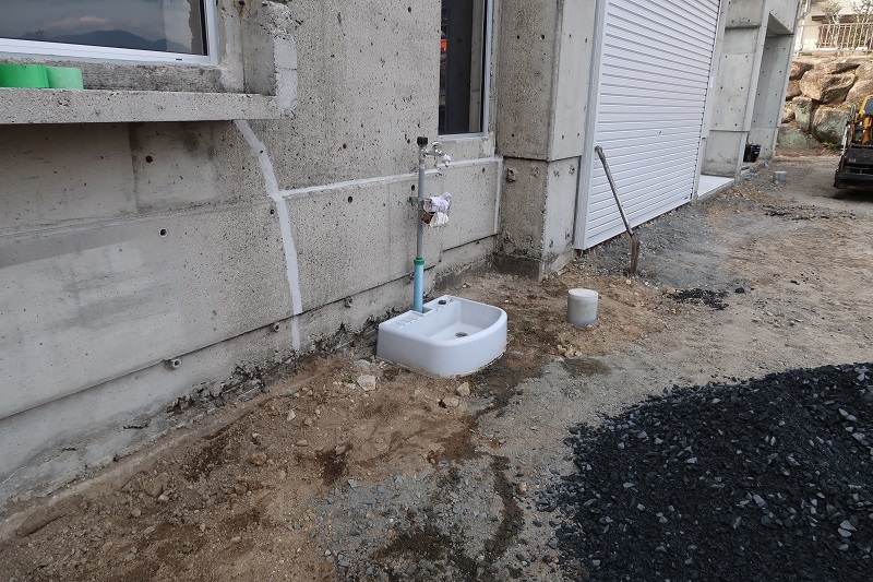 快適な透水性舗装に萌える_f0076731_20145890.jpg