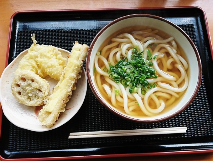 道の駅の自家製さぬきうどん_d0265607_22445985.jpg