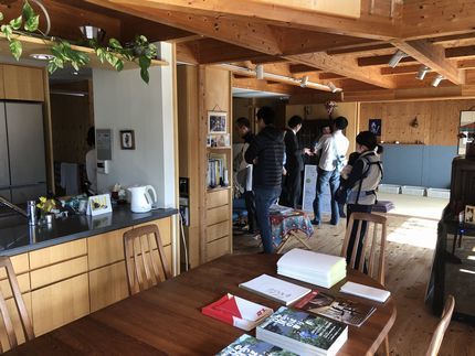 OB宅見学会、今年も大盛況でした!_a0059217_15550057.jpg