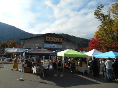 10月19日(土)20日(日)開催! 津軽こけし館/小さなクラフトイベント K-MEETING!出展者募集のお知らせ!_e0318040_11474593.jpg