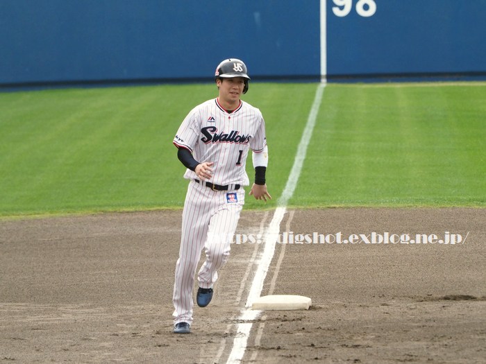 山田哲人選手2019沖縄キャンプその2_e0222575_1519328.jpg