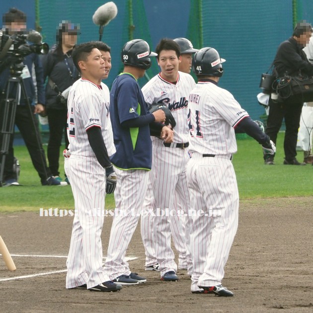 山田哲人選手2019沖縄キャンプその2_e0222575_15273137.jpg