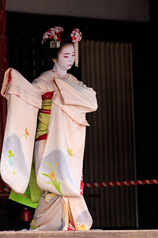 千本釈迦堂　おかめ福節分（上七軒　市ぎくさん、市梅さん、茂山千五郎家の皆さん）_f0155048_23481319.jpg