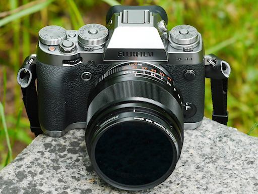 FUJIFILM X-T1 Graphite Silver Edition 本体