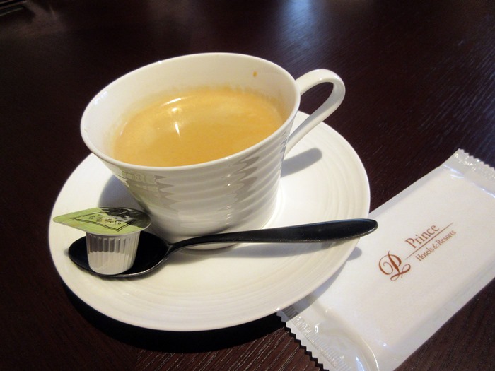 【グランドプリンス新高輪】クラブラウンジでチェックイン_b0009849_1429792.jpg