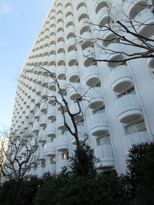 おやつタイムのラウンジ巡り【グランドプリンスホテル高輪】_b0009849_16411877.jpg