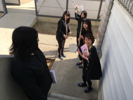 b0206845_12460518.jpeg