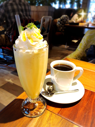 Kona\'s coffee (コナズ珈琲)津藤方店_e0292546_13481768.jpg
