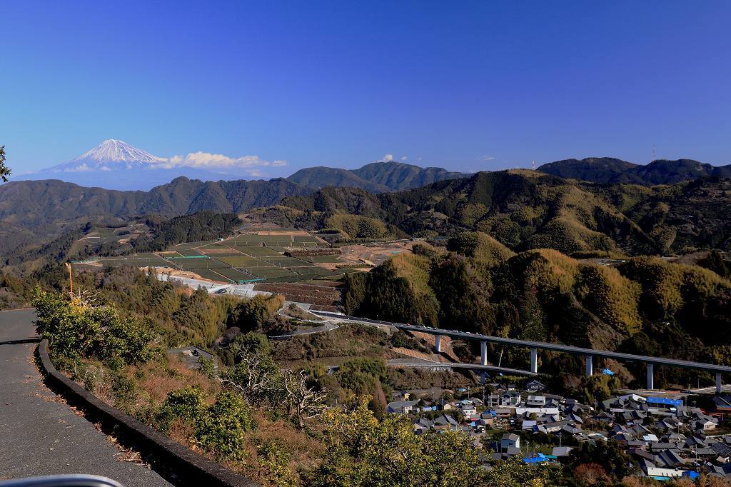 a0188405_00150325.jpg