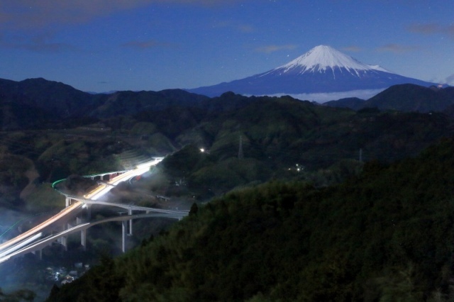 a0188405_00175897.jpg