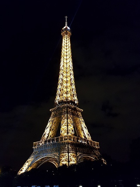 フランス旅行記⑧ これは最高に楽しかった・・・夜のパリの街を自転車で巡るツアー♪_b0182708_00043643.jpg