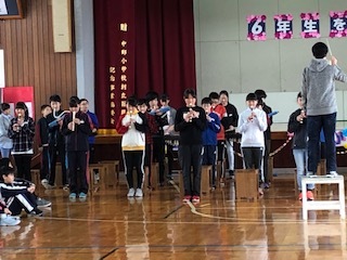 6年生を送る会_d0382316_15423287.jpg