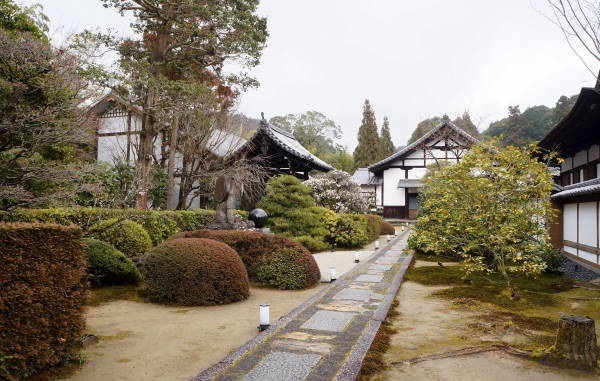 ぶらり・京都～泉涌寺　3日目の1～_c0122791_22065263.jpg