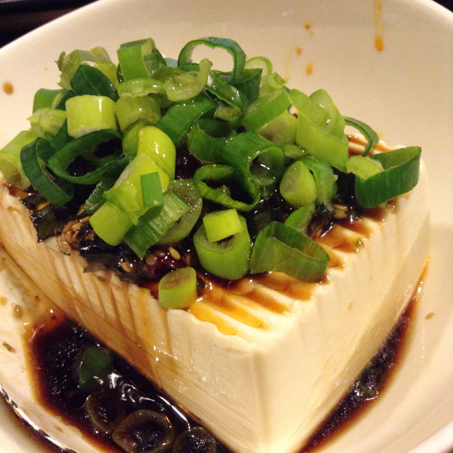 万能自作ニラ醤油で豆腐を喰う。_a0334793_22492070.jpg