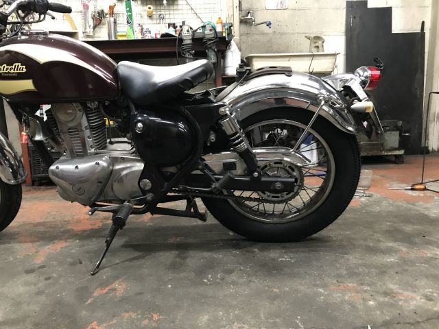CB400 カスタム タイヤ交換&ローダウン完了!_a0164918_19280293.jpg