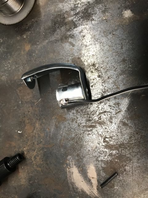 CB400 カスタム タイヤ交換&ローダウン完了!_a0164918_19285865.jpg