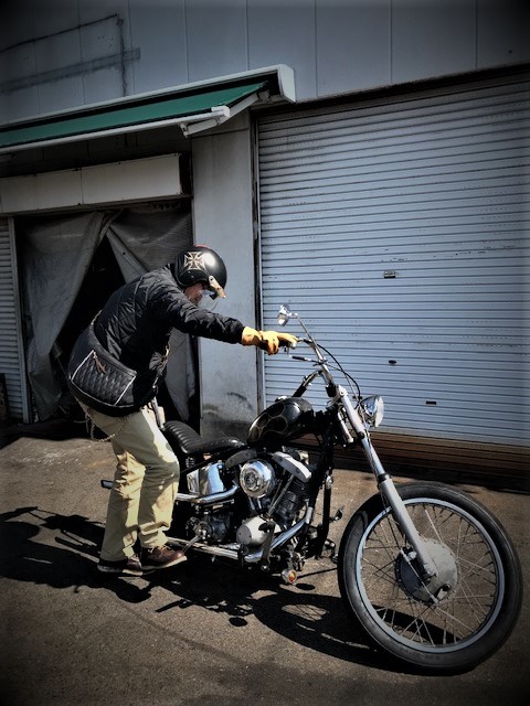 ショベル納車！！_a0165898_15014914.jpg