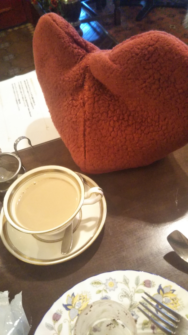 TEA SALON Gclef 吉祥寺店 アリスのアフタヌーンティ 120分飲み放題+追加デザート食べ放題_f0076001_2320917.jpg