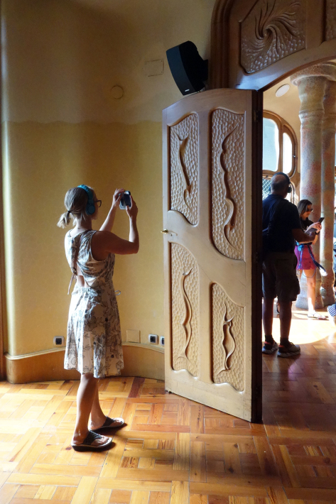 カサ・バトリョ Casa Batllo アントニ・ガウディ Antoni Gaudi 世界遺産 2018年9月 バルセロナの旅(14)_f0117059_20020226.jpg