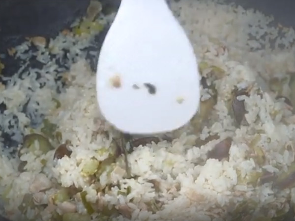 【コラム】三食ごはん 漁村編3、エシェフは料理上手だけど遅い_c0152767_21463244.jpg