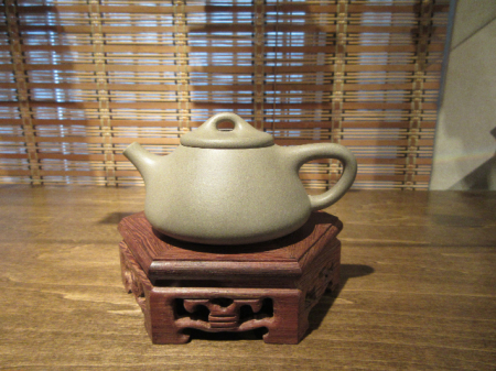 茶壺画像 ー 周志雲_b0151300_13203377.jpg