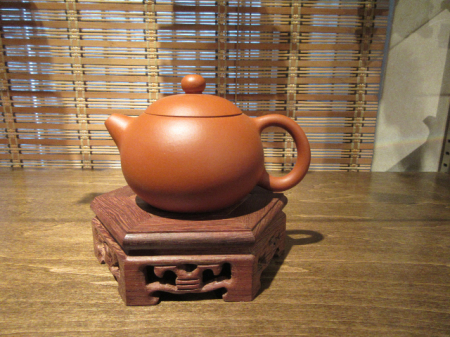 茶壺画像 ー 周迎珂_b0151300_13274013.jpg