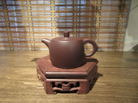 茶壺画像 ー 周迎珂_b0151300_13314757.jpg